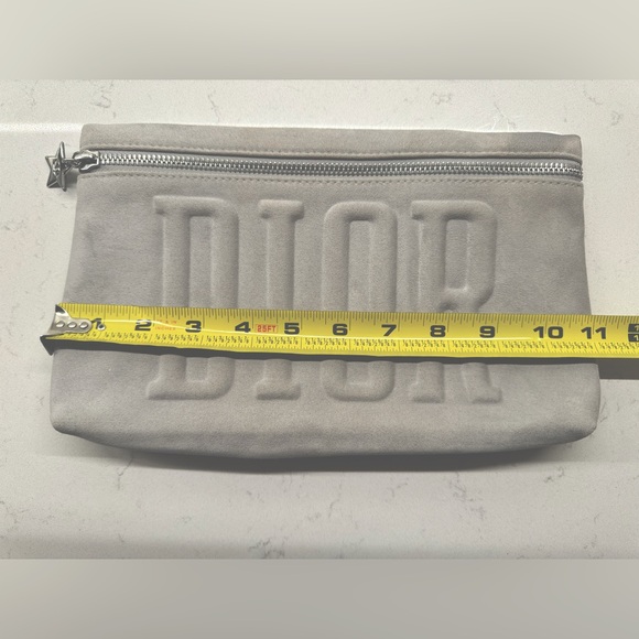 Dior Clutch - Picture 5 of 6